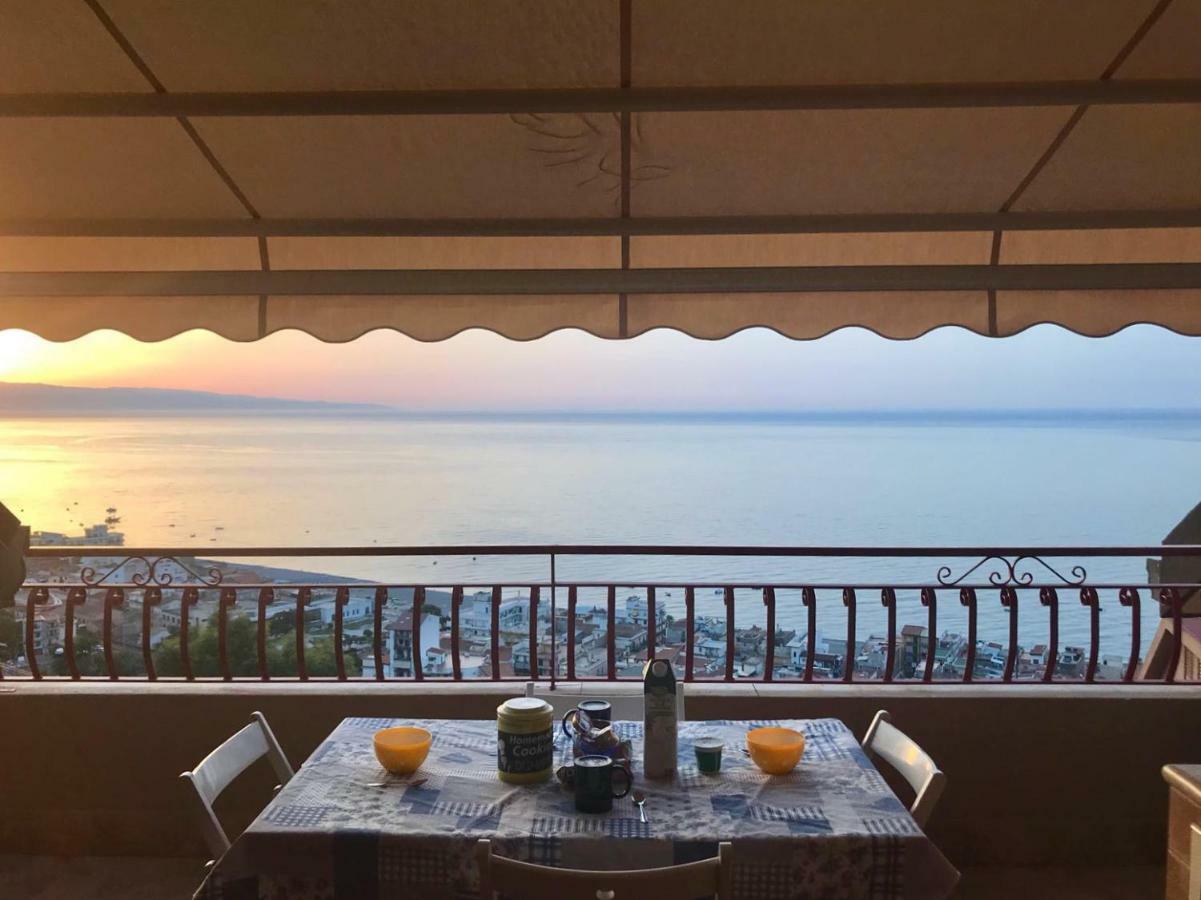 Apartmán La Casa Del Sole Sorgente Letojanni Exteriér fotografie